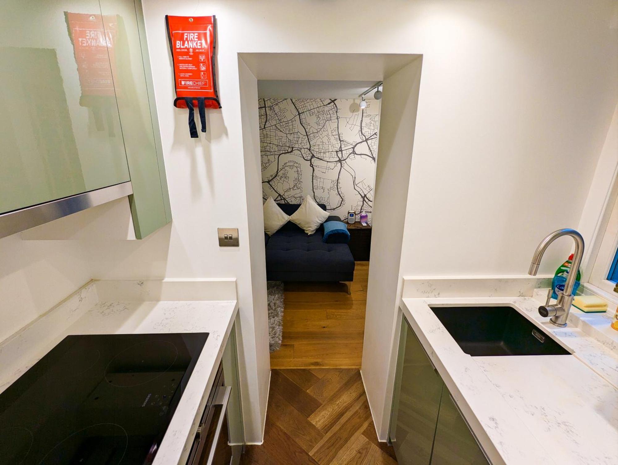 Modern 1 Bedroom Apartment in Kensington London Exterior foto